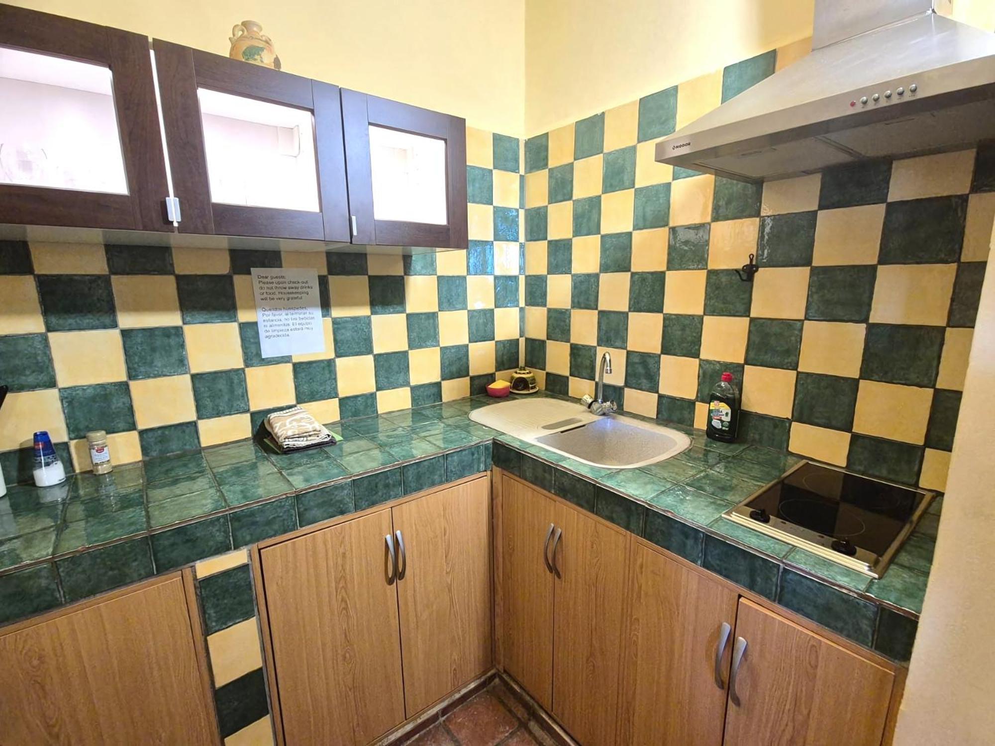 Castle Tower Apartment In Rural Holiday Park 'Bernard' Tolox Buitenkant foto