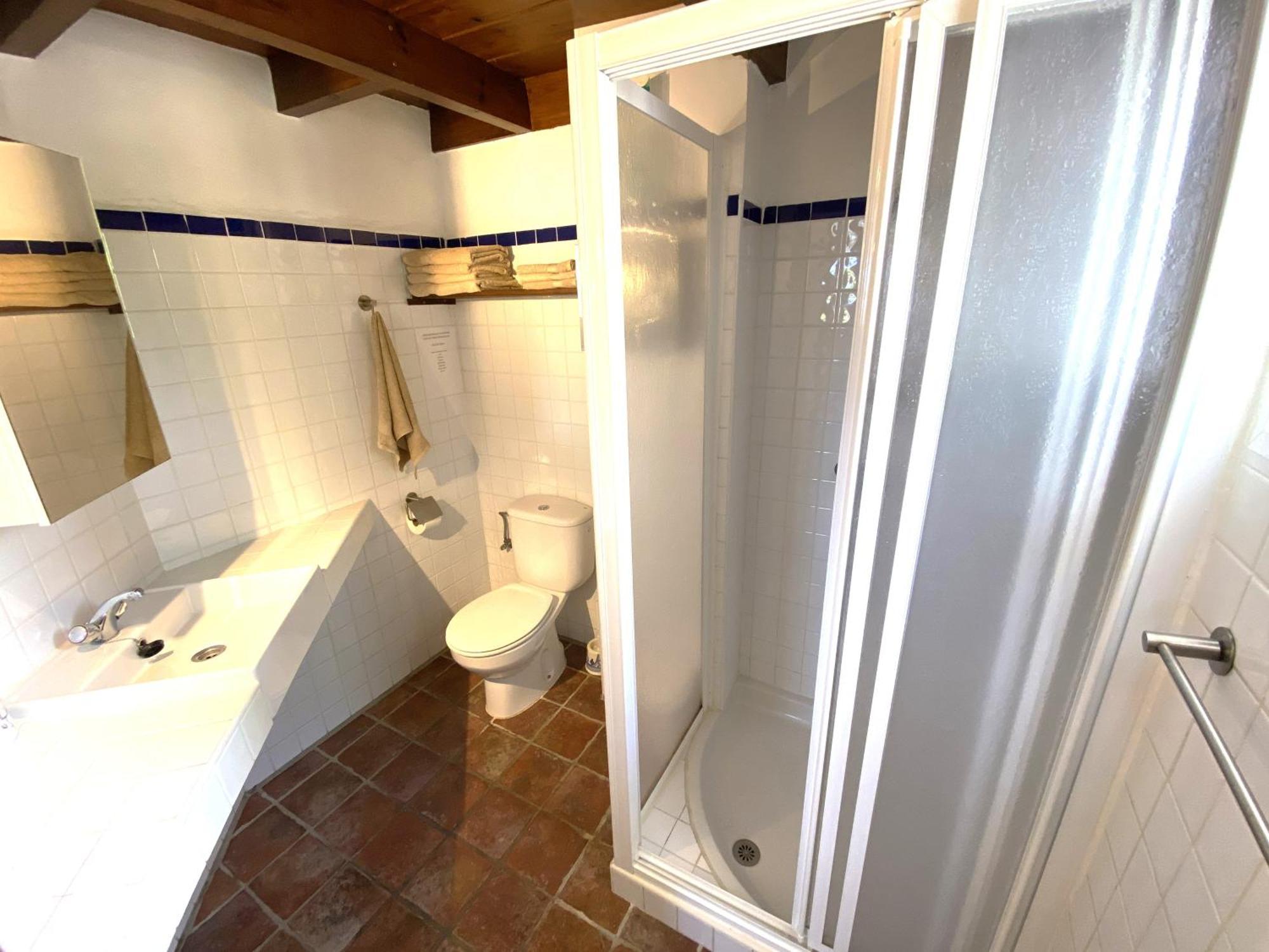 Castle Tower Apartment In Rural Holiday Park 'Bernard' Tolox Buitenkant foto
