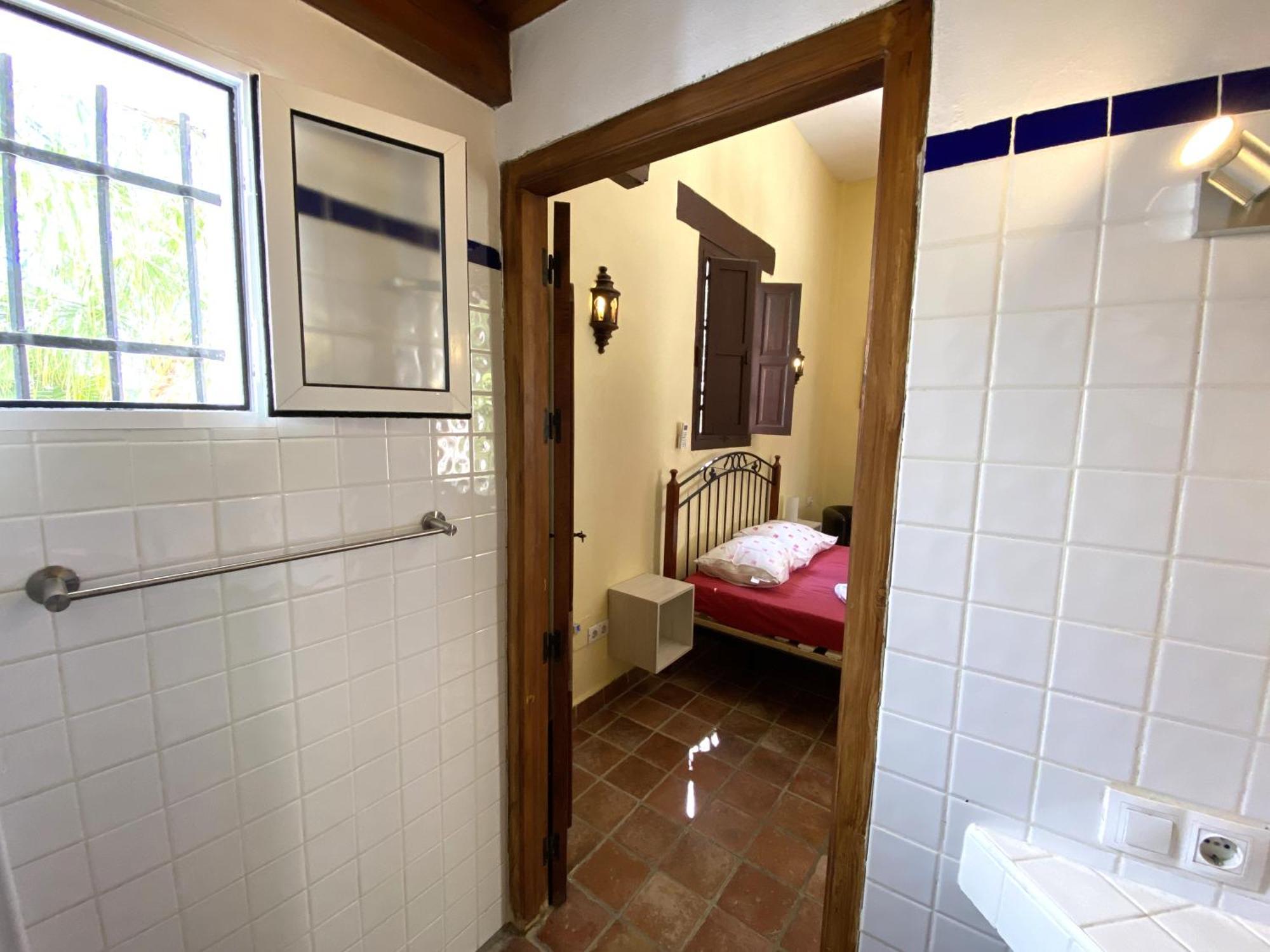 Castle Tower Apartment In Rural Holiday Park 'Bernard' Tolox Buitenkant foto
