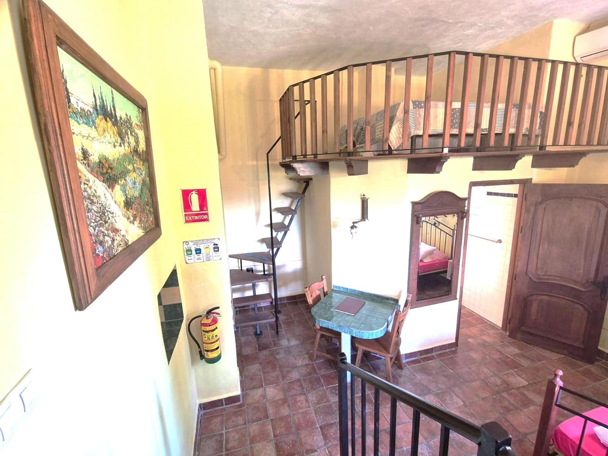 Castle Tower Apartment In Rural Holiday Park 'Bernard' Tolox Buitenkant foto
